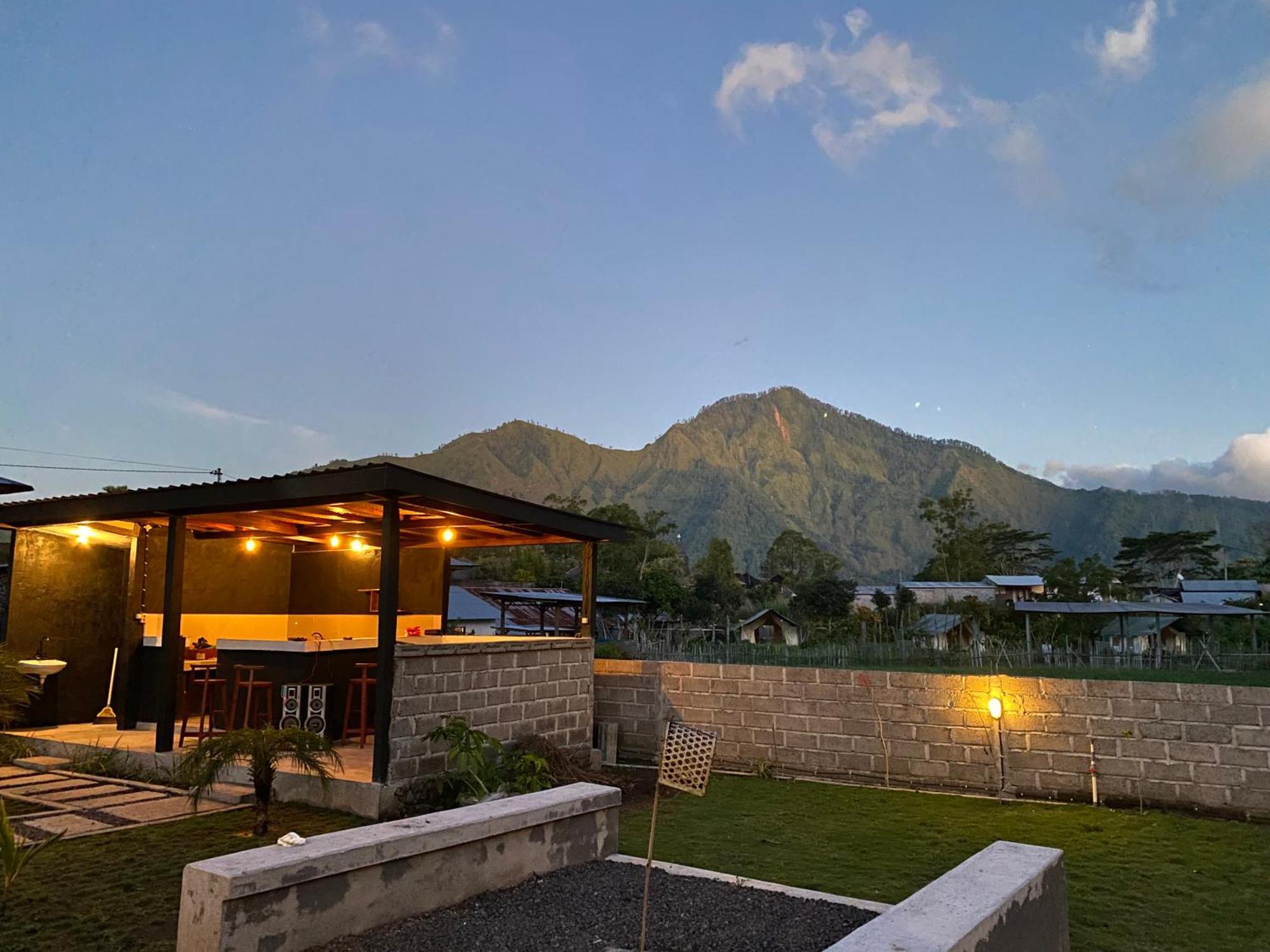 库布盼洛坎Ampik Batur With Private Hot Springs住宿加早餐旅馆 外观 照片